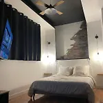 La Jacuzzi Et Sauna Privatif グルノーブル