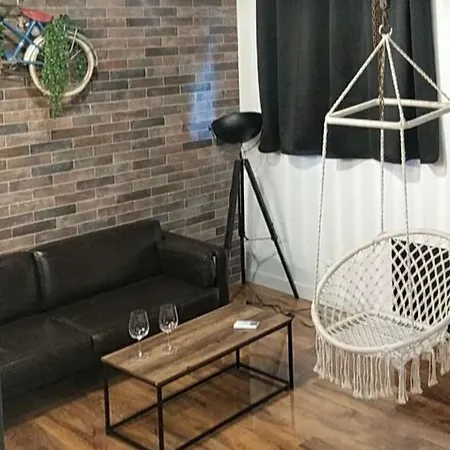 La Jacuzzi Et Sauna Privatif 러브호텔